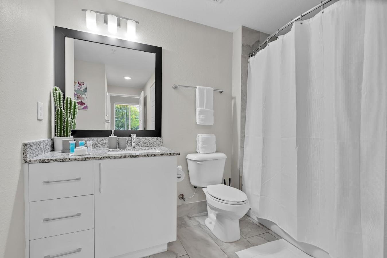 Cozy Retreat 2 Bedroom Hideaway Moments From The Sand Boynton Beach Kültér fotó